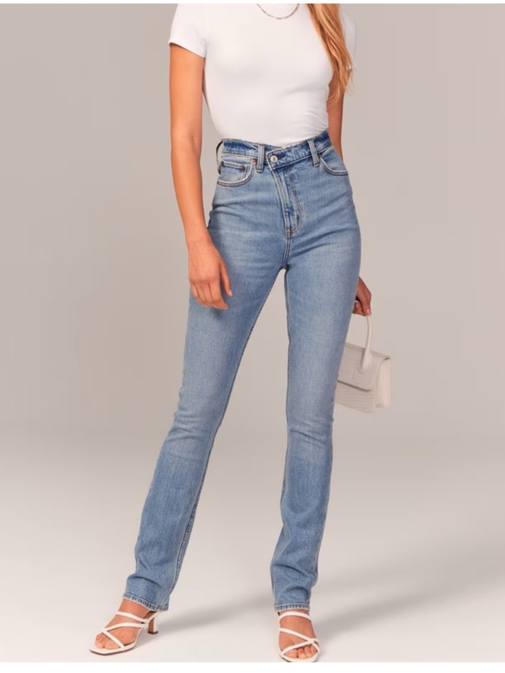 Abercrombie & Fitch Women's Ultra High Rise 90s Slim Straight Jean Size 25S